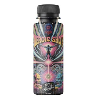 Elythra Labs Heroic Shot flesje, 8.8 ml ultra-geconcentreerde kratom energy shot met 180 mg Mitragynine. Psychedelisch etiketontwerp met gedurfd kosmisch artwork, stralende heldenfiguur en levendige kleuren die extreme kracht symboliseren.